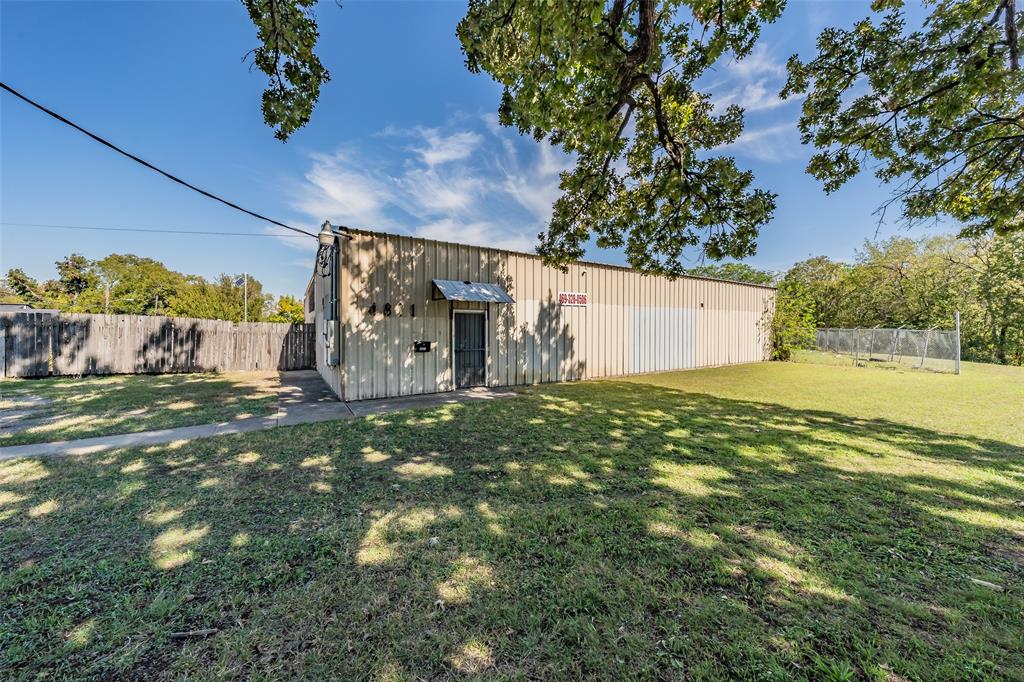 4831 W Davis Street, Dallas, TX 75211 4831 W Davis Street, Dallas, TX 75211