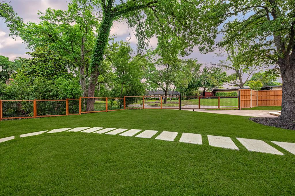 13756 Danvers Drive, Dallas, TX 75240