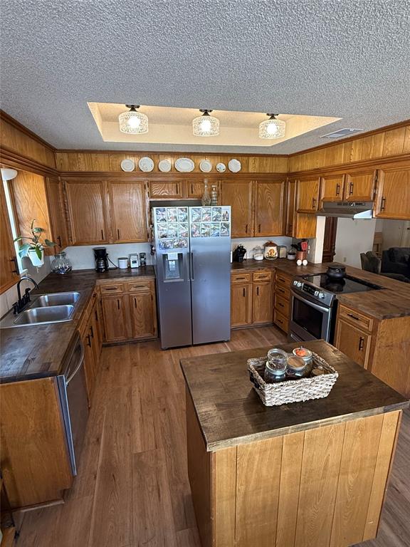1208 Chaparral Lane, Granbury, TX 76048