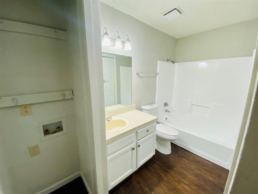 9696 Walnut Street, #2107, Dallas, TX 75243