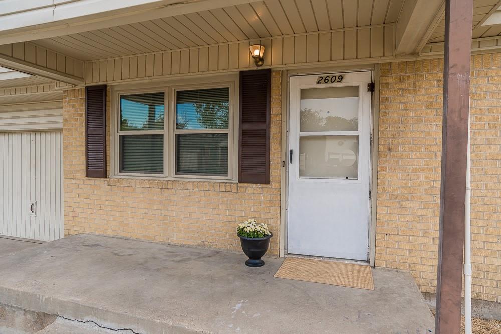 2Bedrooms,1Bath-841sqft