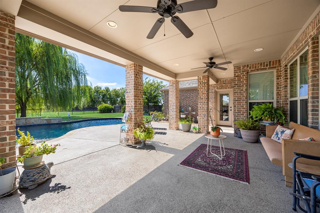 1036 Knoxbridge Road, Forney, TX 75126