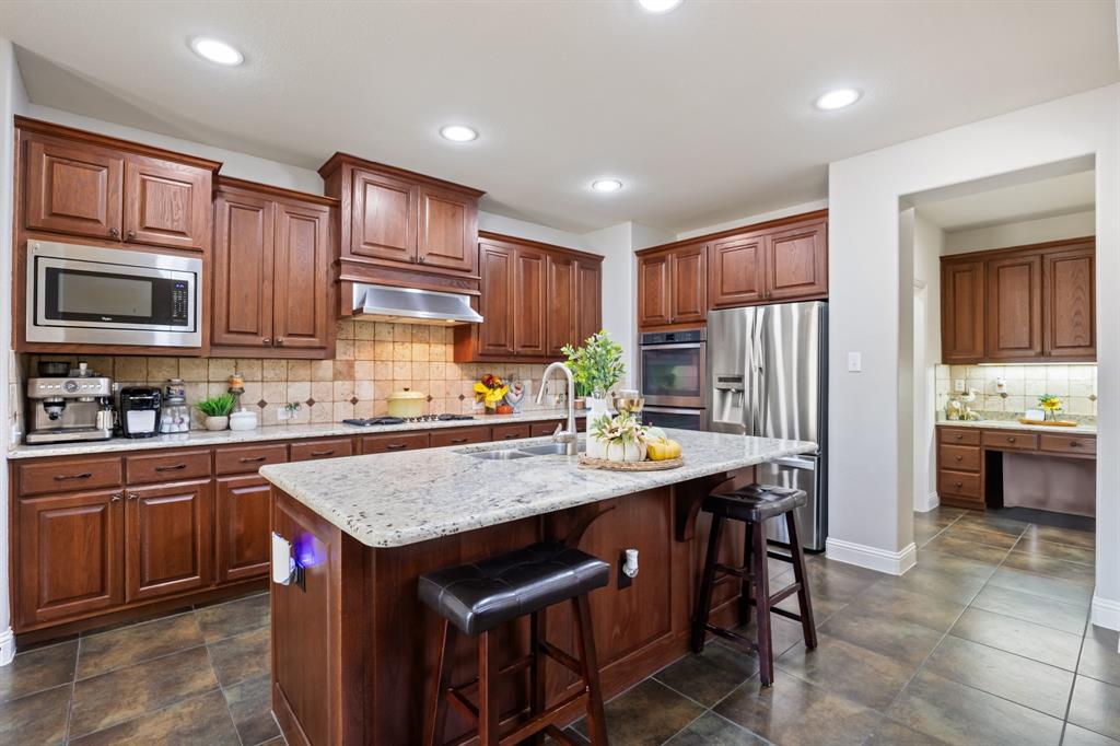 1036 Knoxbridge Road, Forney, TX 75126