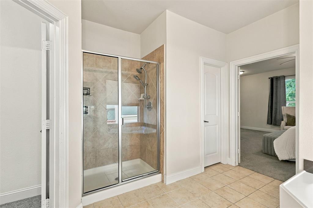 Primary BathroomLevel 1