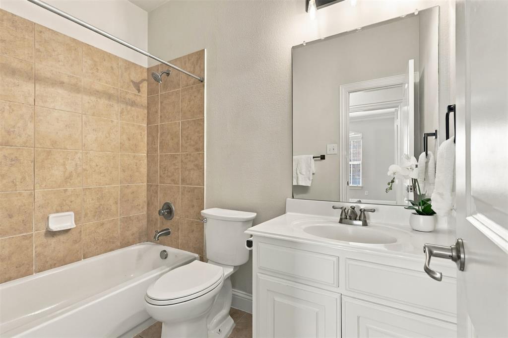 Guest Bathroom Level 1