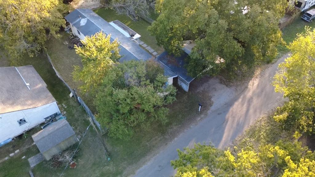 407 W Witt Street, Wolfe City, TX 75496