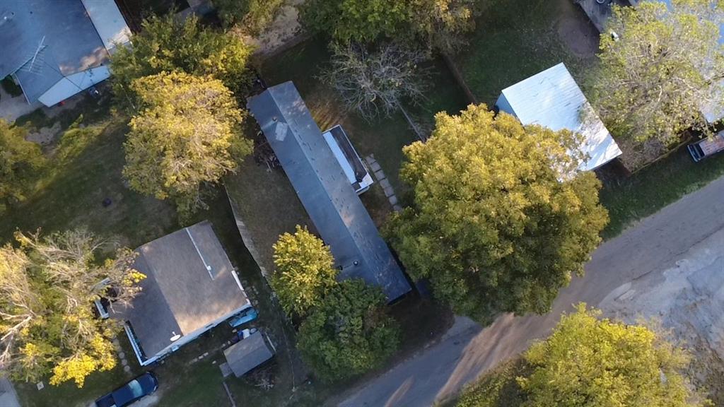 407 W Witt Street, Wolfe City, TX 75496