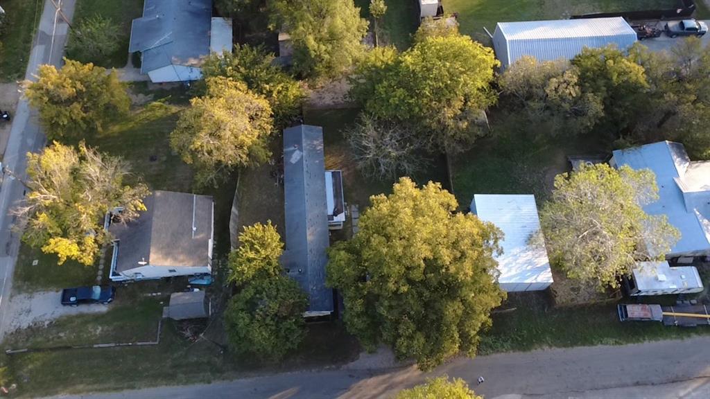 407 W Witt Street, Wolfe City, TX 75496