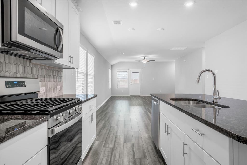 2327 Rocky Mountain Drive, Royse City, TX 75189