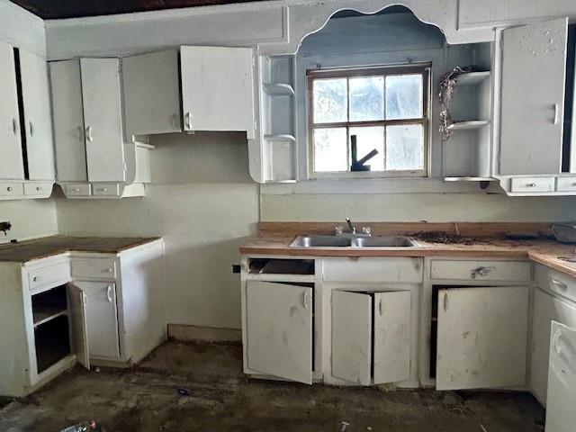 509 E Ross Avenue, Mart, TX 76664