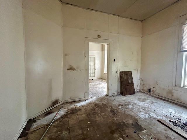 511 E Ross Avenue, Mart, TX 76664