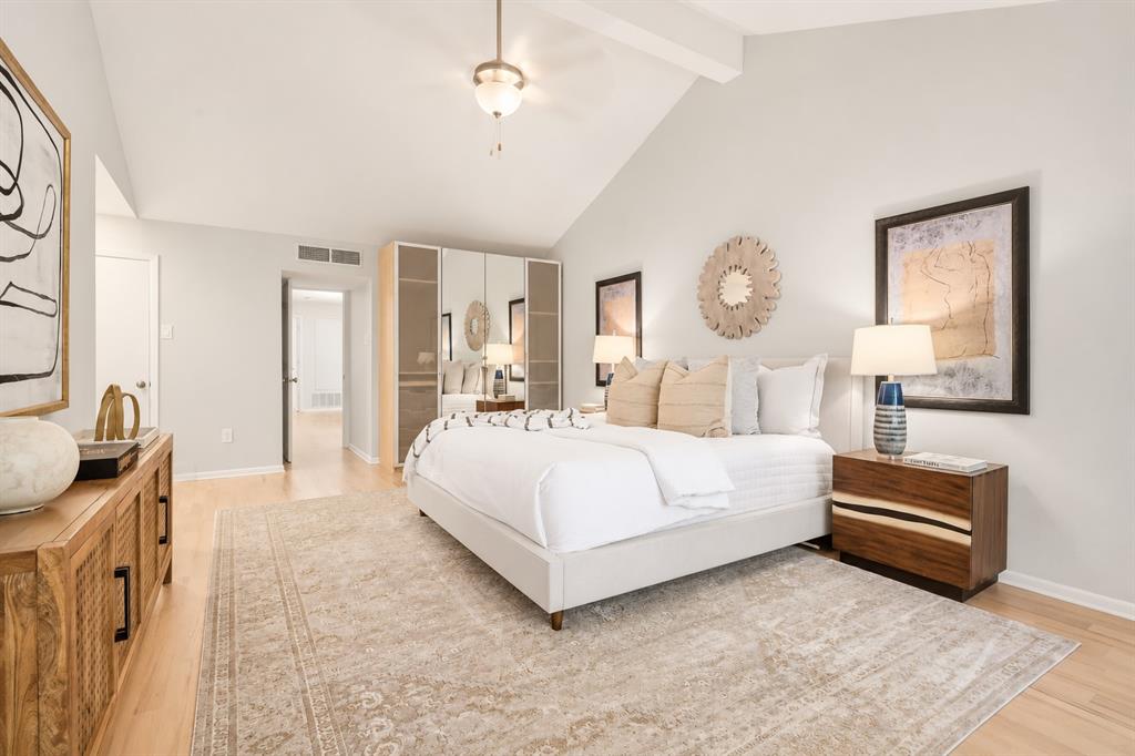 6840 E Northwest Highway, Dallas, TX 75231