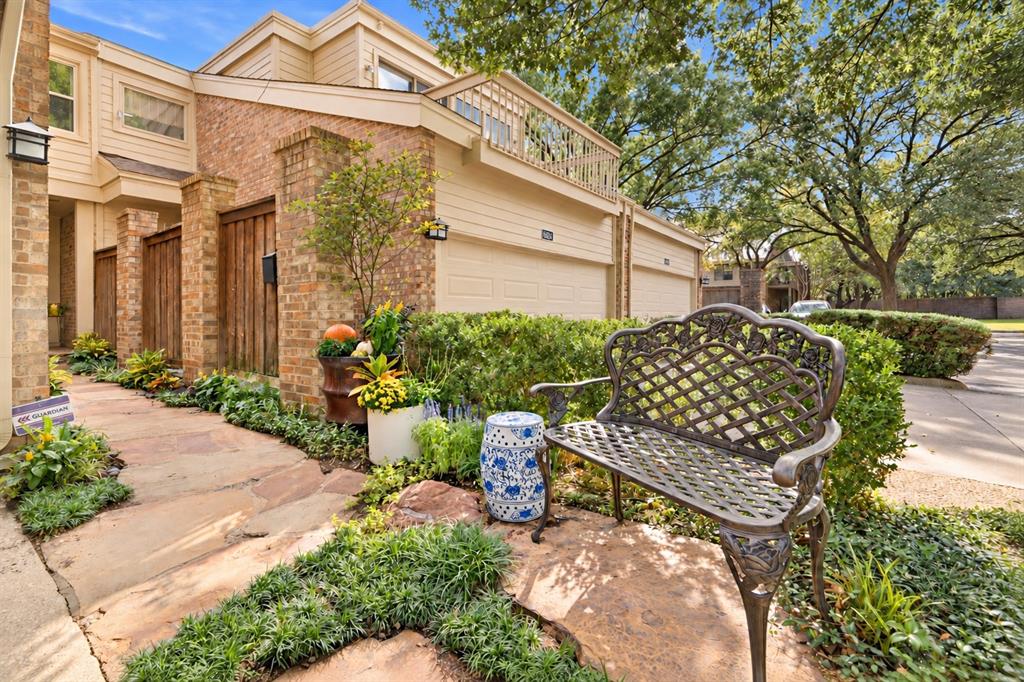 6840 E Northwest Highway, Dallas, TX 75231