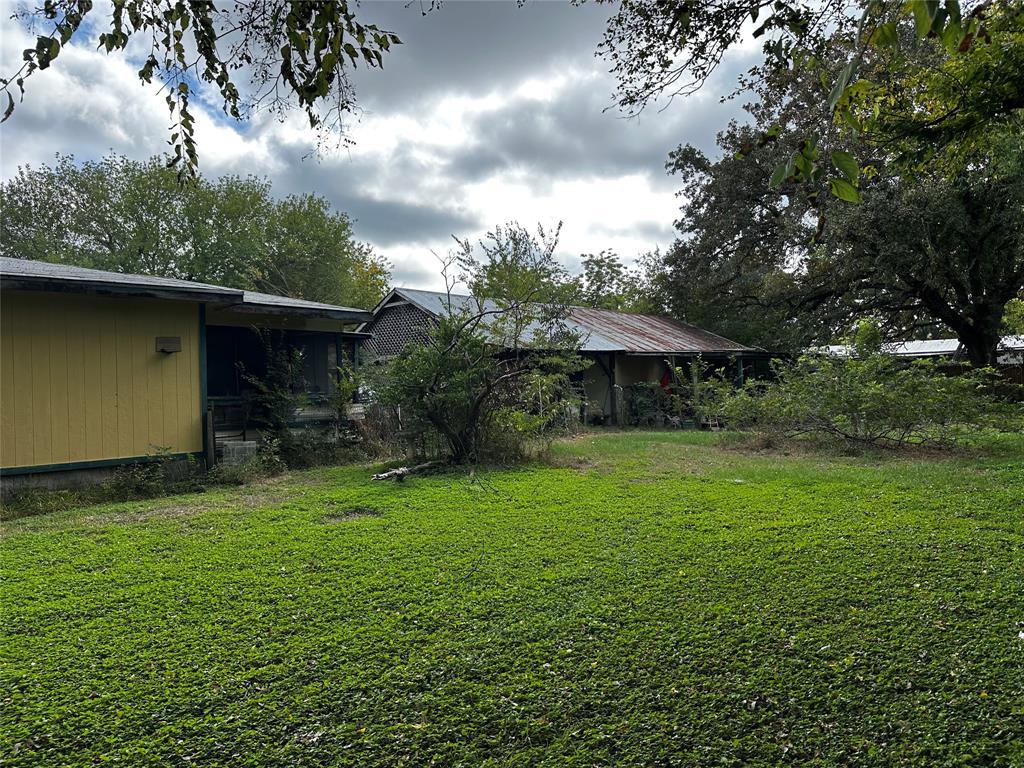 10842 W Catfish Drive, Wills Point, TX 75169