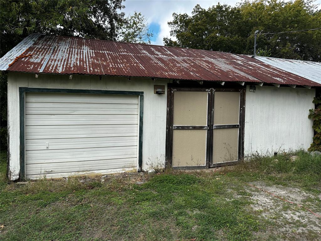 10842 W Catfish Drive, Wills Point, TX 75169