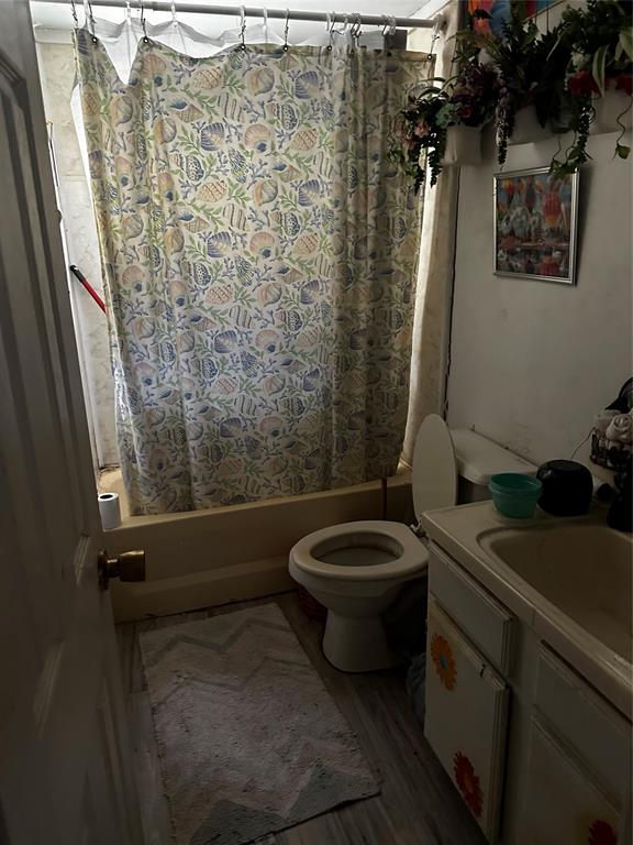 10842 W Catfish Drive, Wills Point, TX 75169