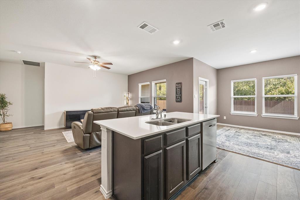 1201 Burlap Lane, Nevada, TX 75173