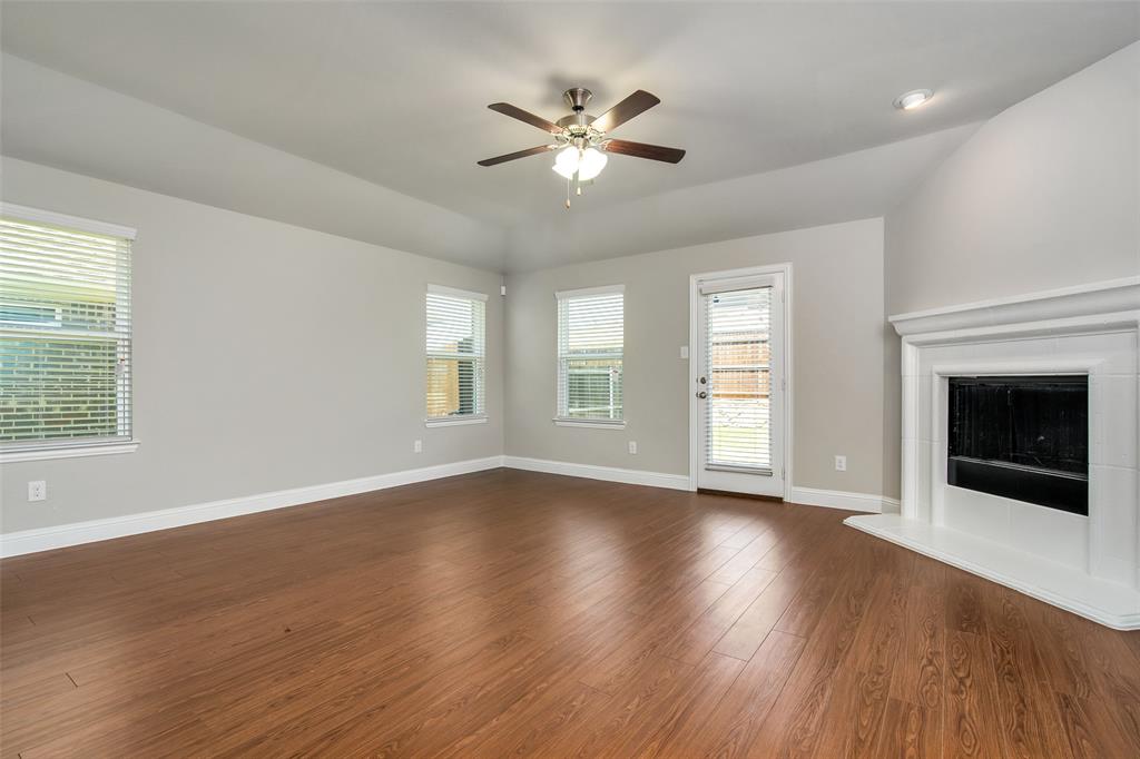 2142 Erika Lane, Forney, TX 75126