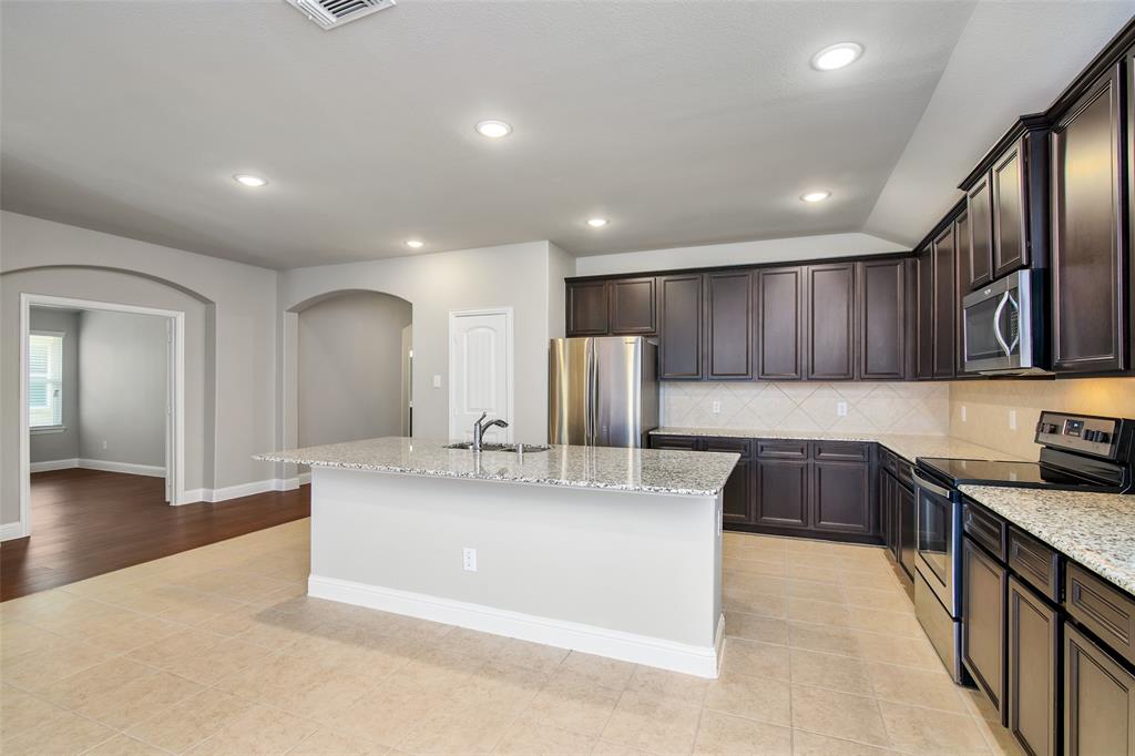 2142 Erika Lane, Forney, TX 75126