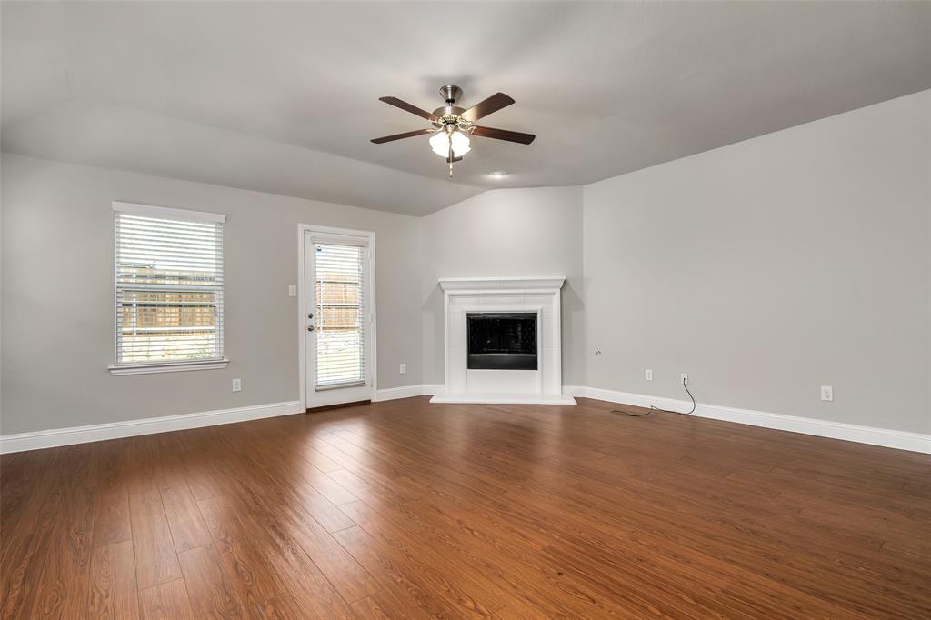 2142 Erika Lane, Forney, TX 75126