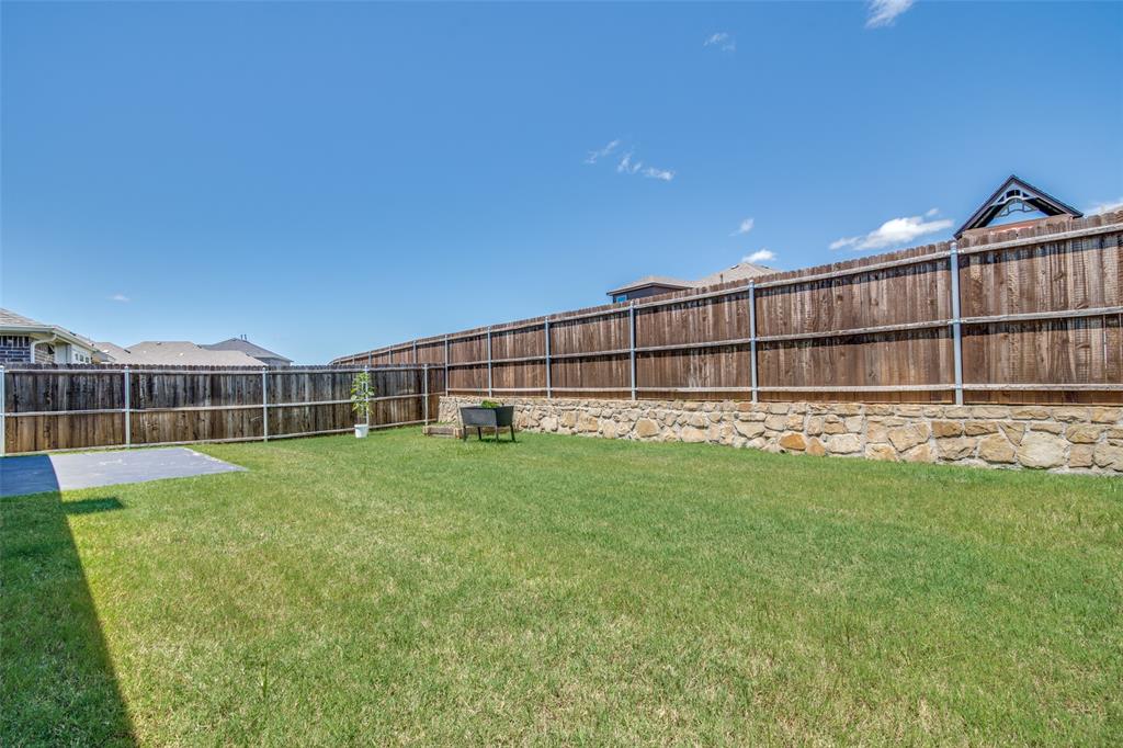 2142 Erika Lane, Forney, TX 75126
