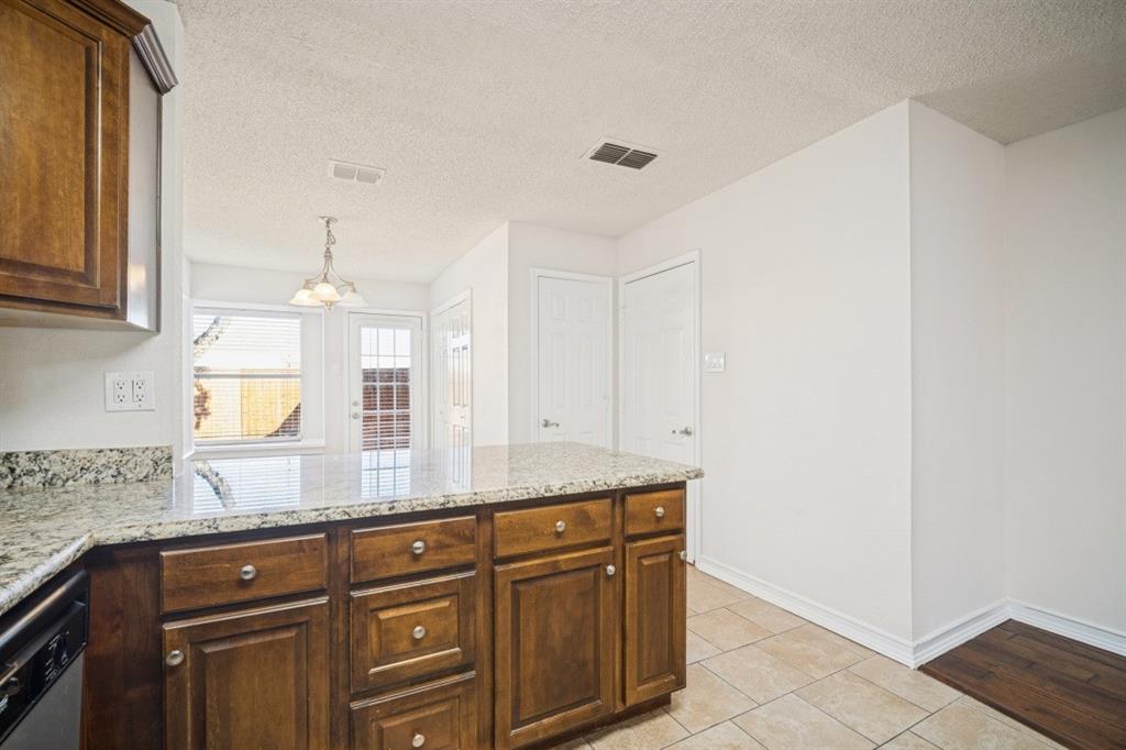 3115 Sara Drive, Rowlett, TX 75088