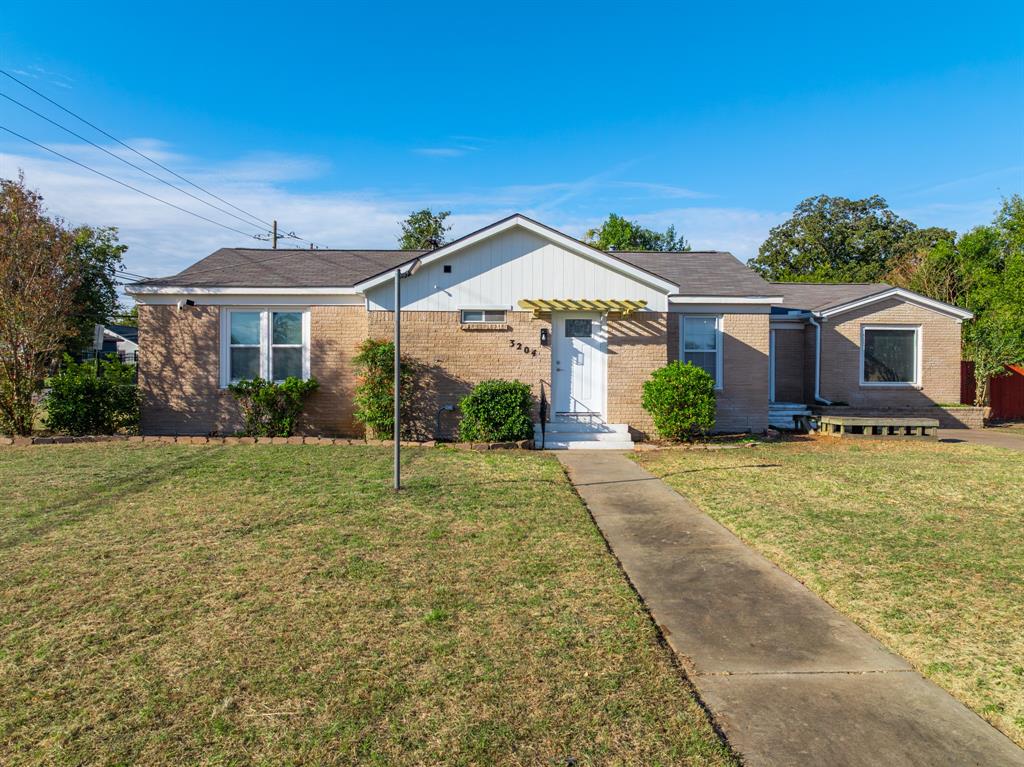 3204 N 31st Street, Waco, TX 76708