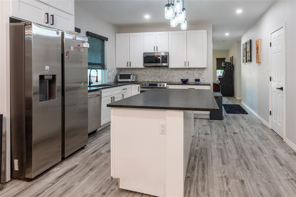 608 N Edgefield Avenue, Dallas, TX 75208