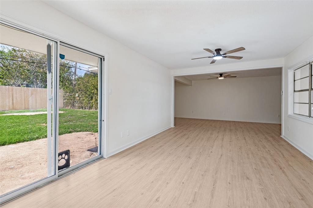 1734 Glen Key Street, Grand Prairie, TX 75051