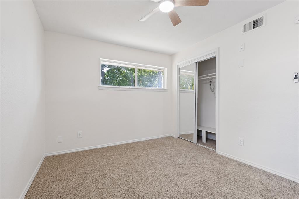 1734 Glen Key Street, Grand Prairie, TX 75051