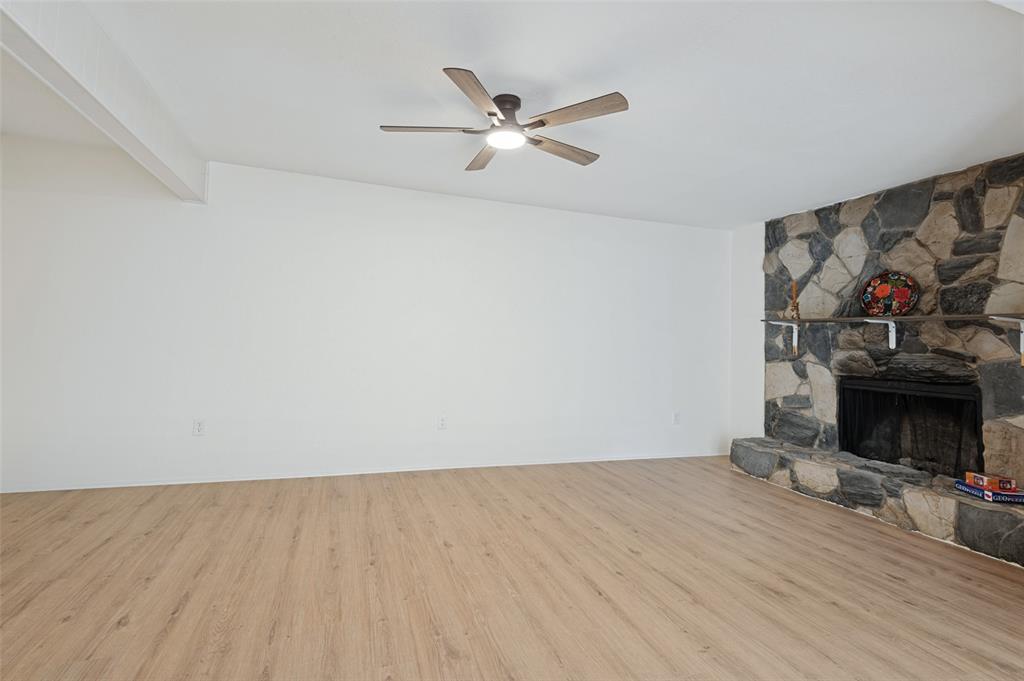 1734 Glen Key Street, Grand Prairie, TX 75051