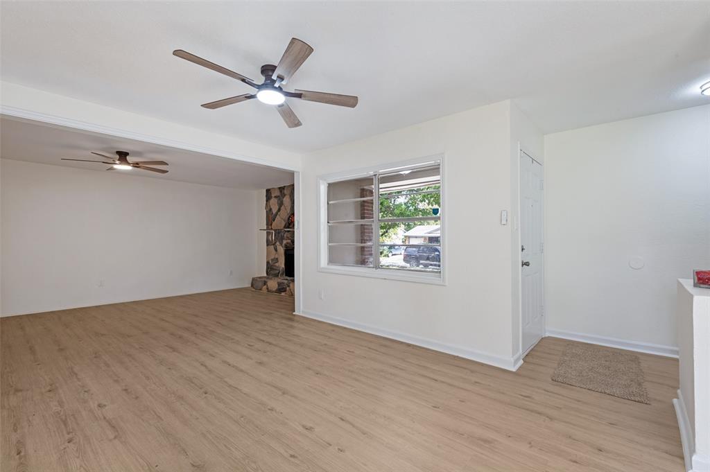 1734 Glen Key Street, Grand Prairie, TX 75051