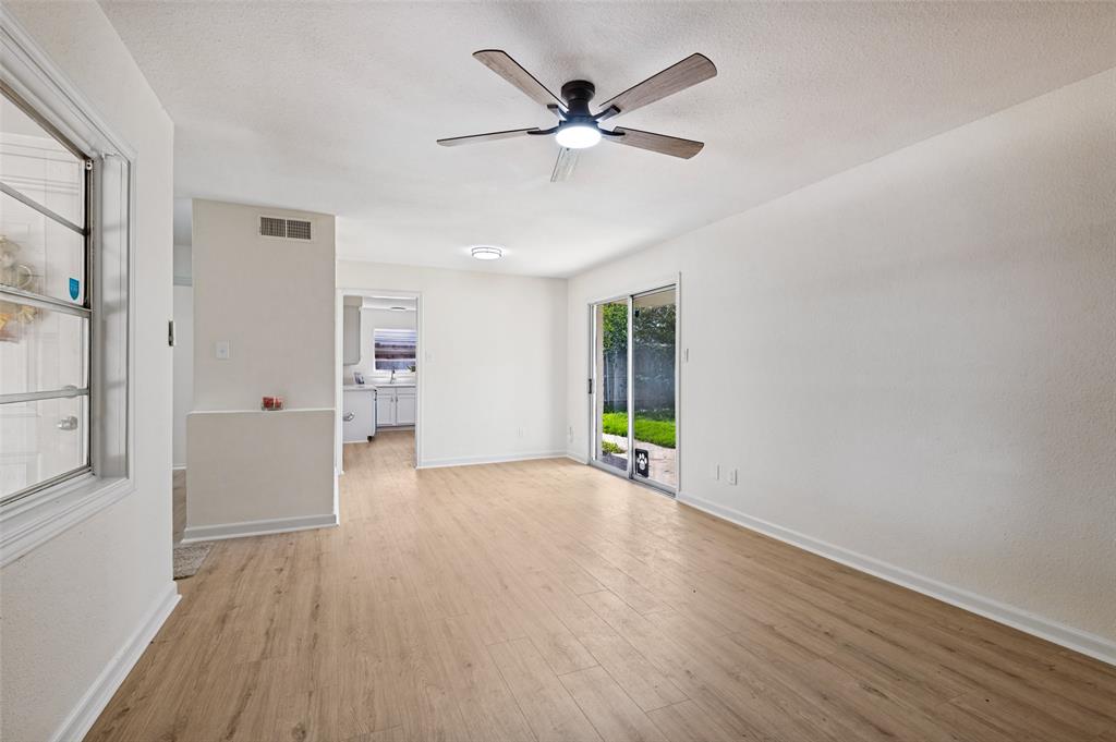 1734 Glen Key Street, Grand Prairie, TX 75051