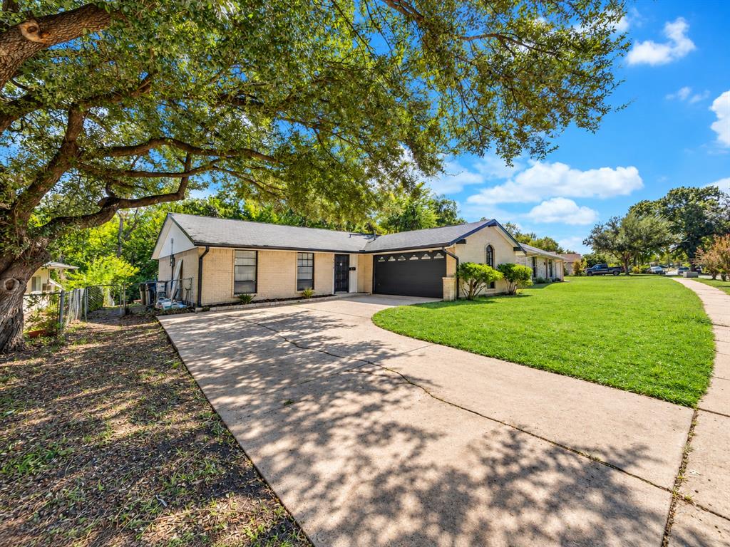 310 meadowhill Drive, Garland, TX 75043