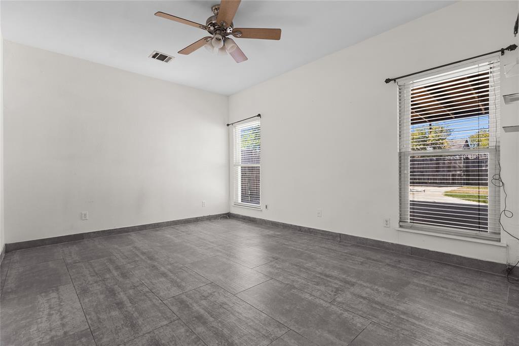 702 Bishop Street, Cedar Hill, TX 75104