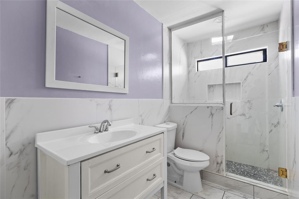 702 Bishop Street, Cedar Hill, TX 75104