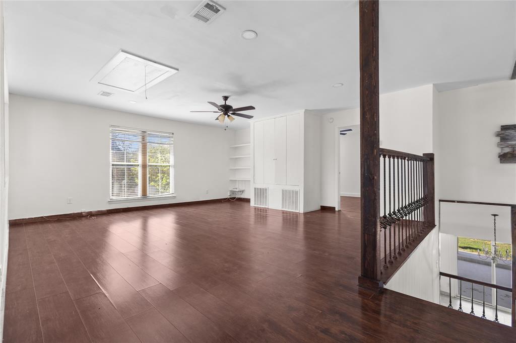 702 Bishop Street, Cedar Hill, TX 75104
