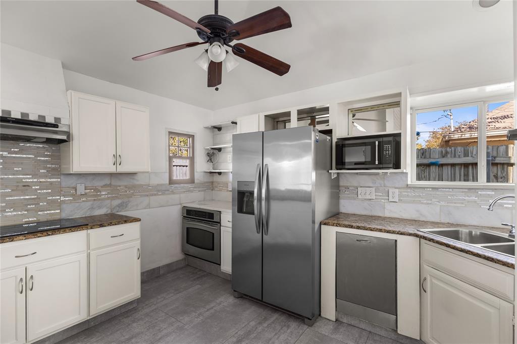 702 Bishop Street, Cedar Hill, TX 75104