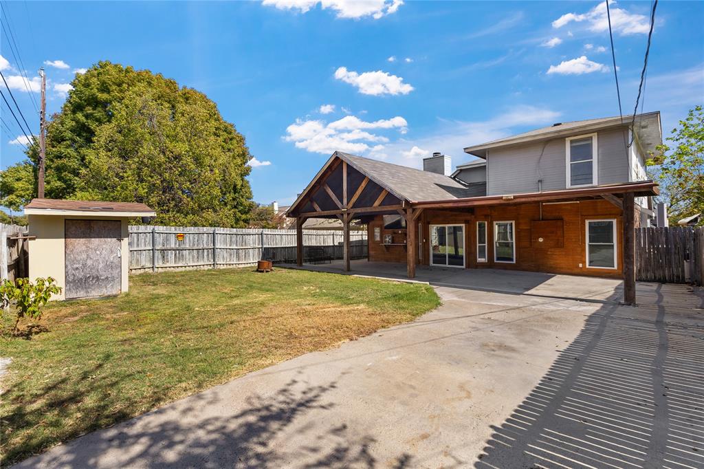 702 Bishop Street, Cedar Hill, TX 75104