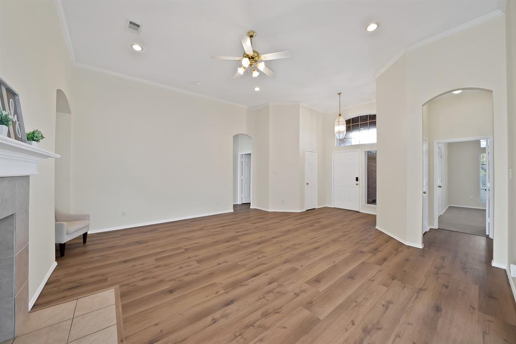 4312 Still Meadow Court, Grand Prairie, TX 75052
