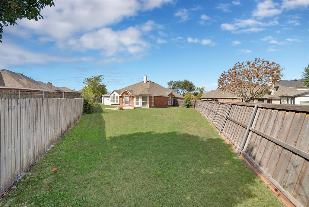 4312 Still Meadow Court, Grand Prairie, TX 75052