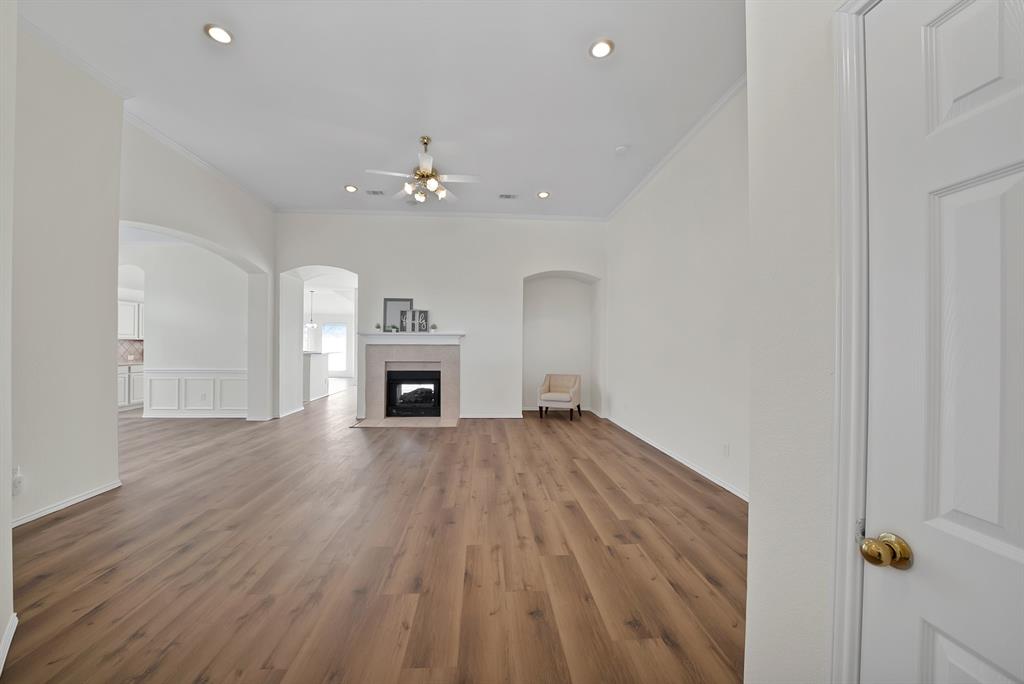 4312 Still Meadow Court, Grand Prairie, TX 75052