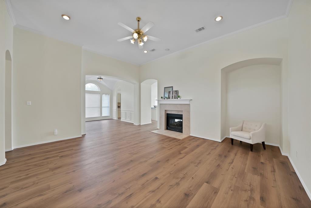 4312 Still Meadow Court, Grand Prairie, TX 75052