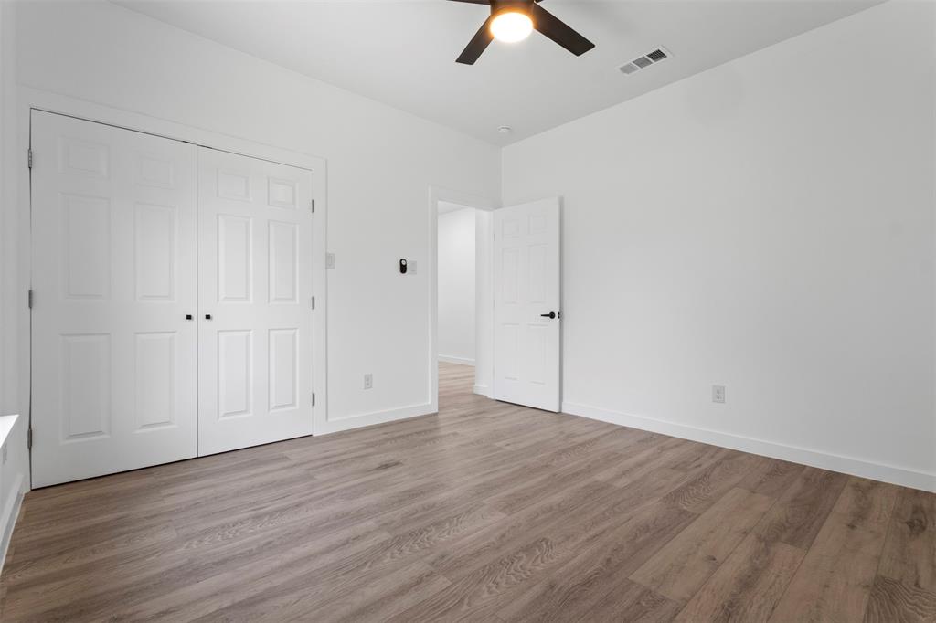 4406 S Ottawa Road, Dallas, TX 75212