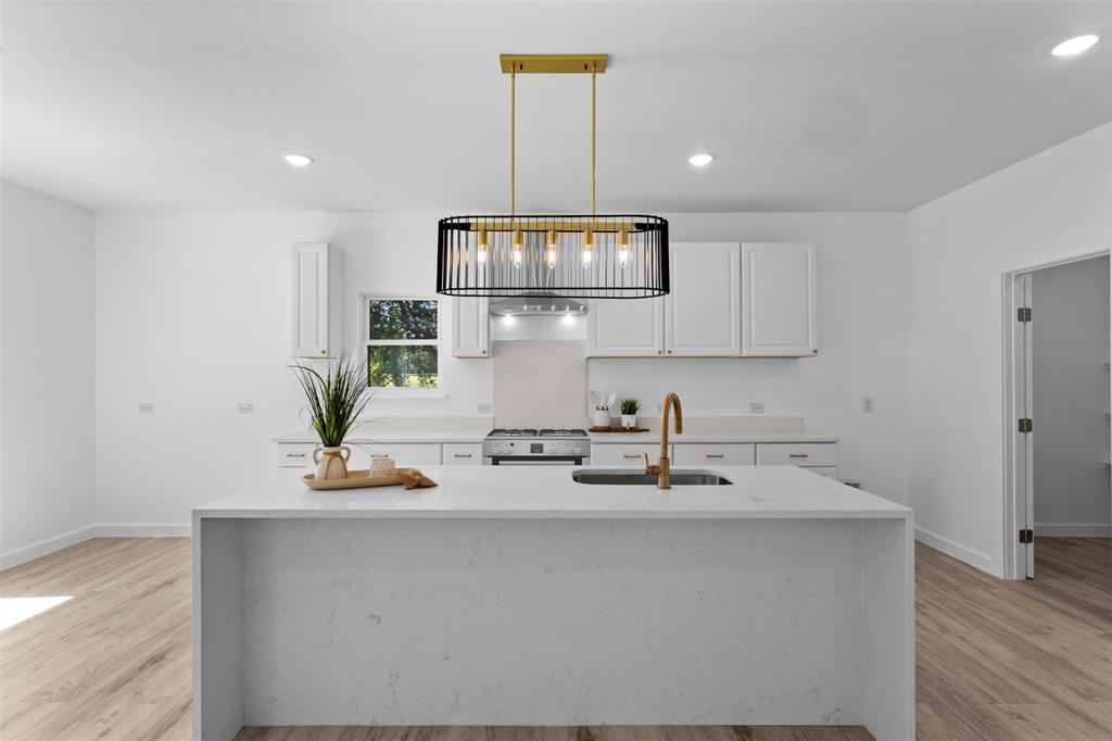 4406 S Ottawa Road, Dallas, TX 75212