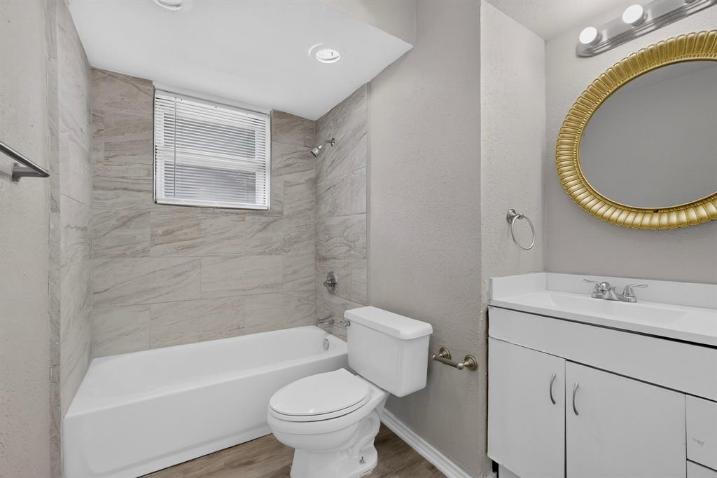 2978 Joanna Drive, Farmers Branch, TX 75234