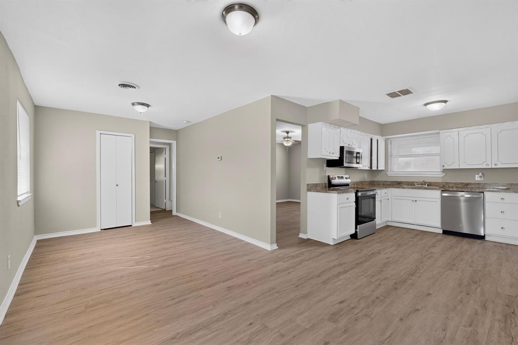 2978 Joanna Drive, Farmers Branch, TX 75234