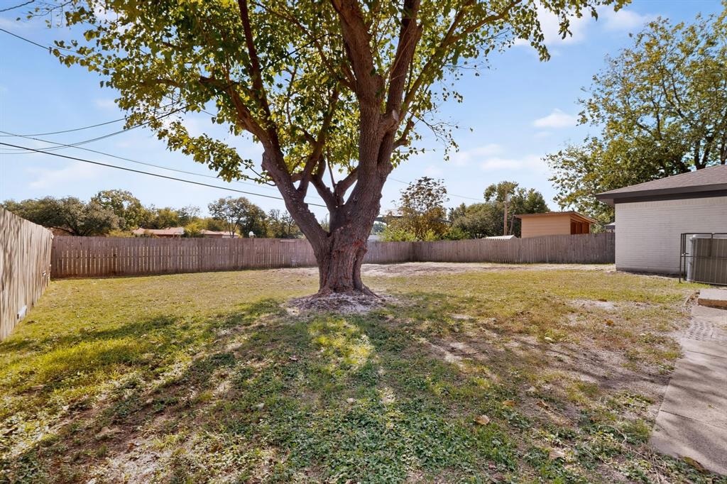 2978 Joanna Drive, Farmers Branch, TX 75234