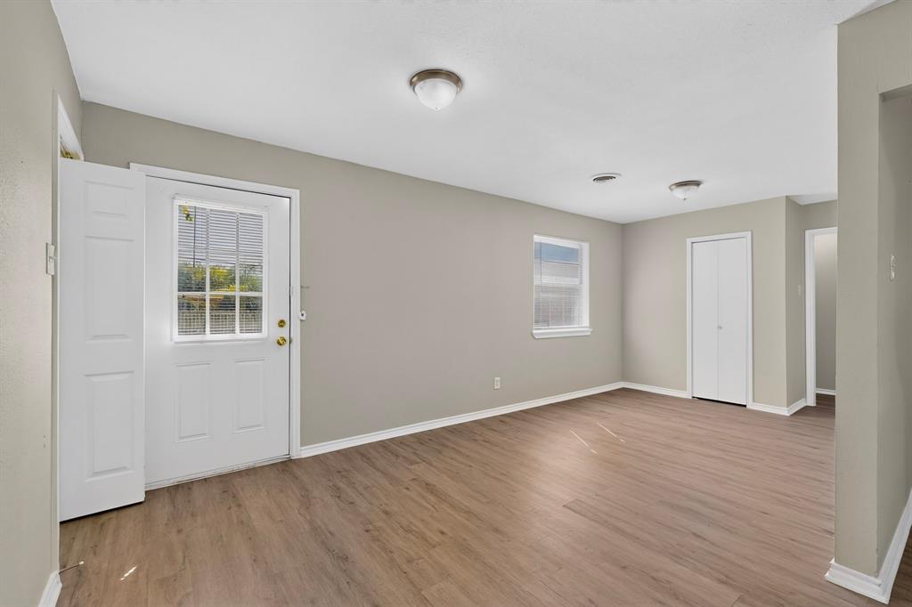 2978 Joanna Drive, Farmers Branch, TX 75234