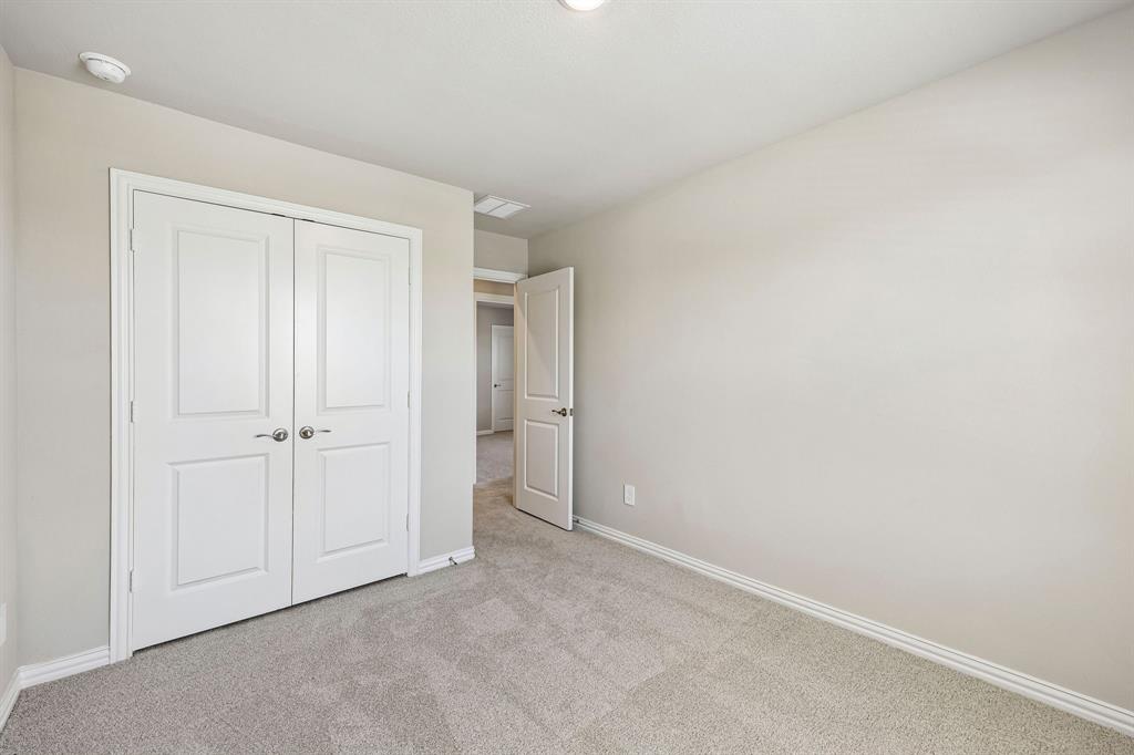 Photo is not of the actual home, but is an inspirational photo of builder’s model home and may depict options, furnishings, and/or decorator features that are not included.
